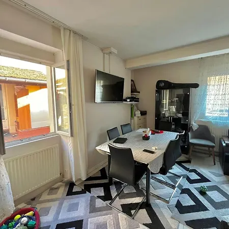 Vecan * Grisy-Suisnes